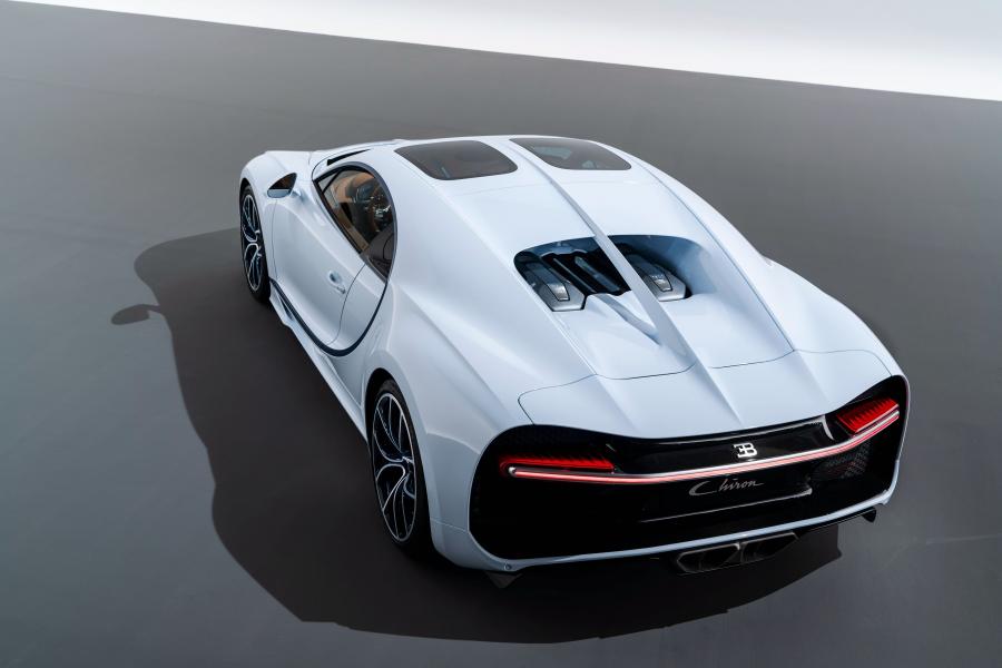  Bugatti Chiron Sky View Show Car 2018 года  (фото 3 из 14)